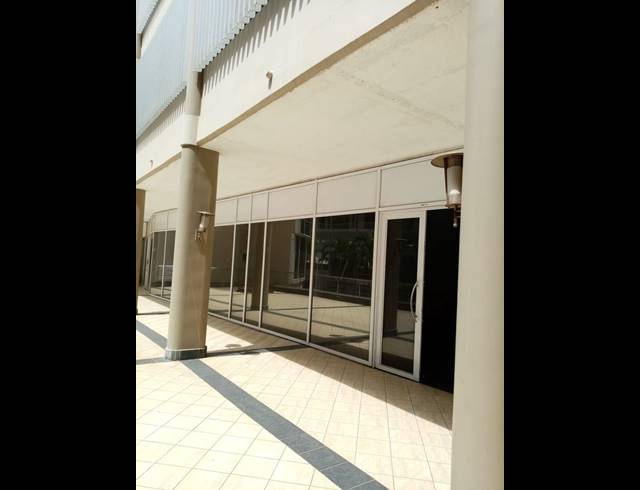 113M² OFFICE FOR SALE IN POINT WATERFRONT
